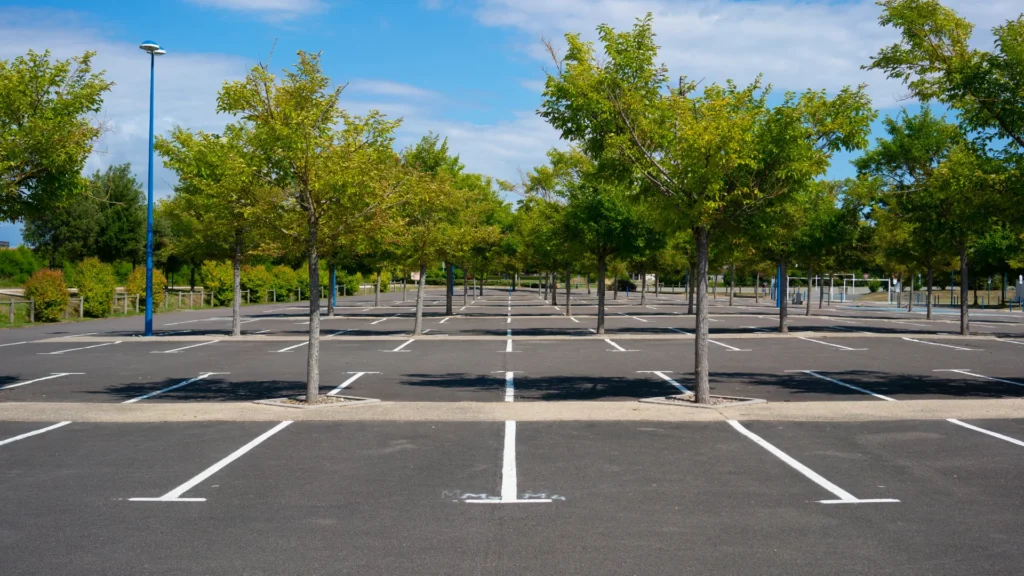 Ways Parking Lot Line Painting Can Improve Traffic Flow 1 Parking Lot Line Painting 1 Parking Lot Line Painting