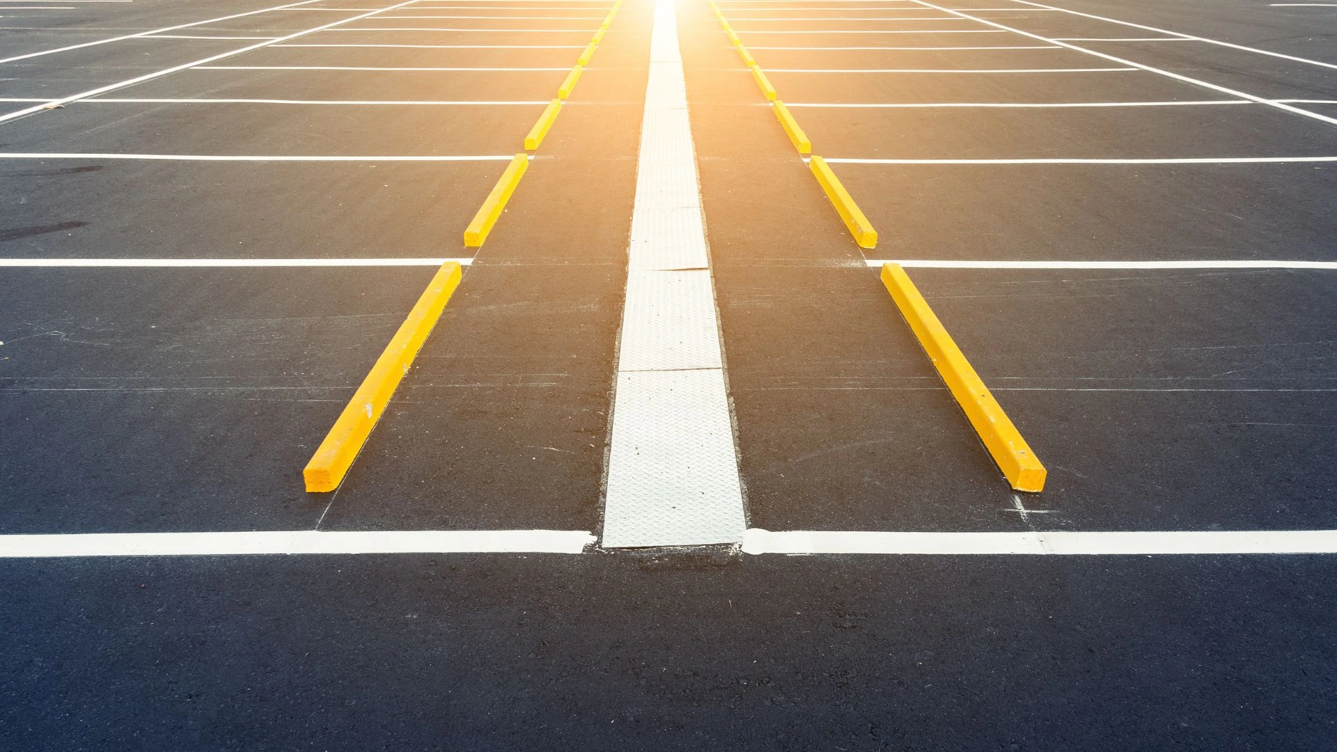 parking lot striping company